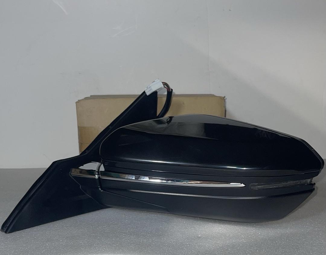 Honda Civic Driver Side Power / Heat / Signal Mirror for 2017 to 2019