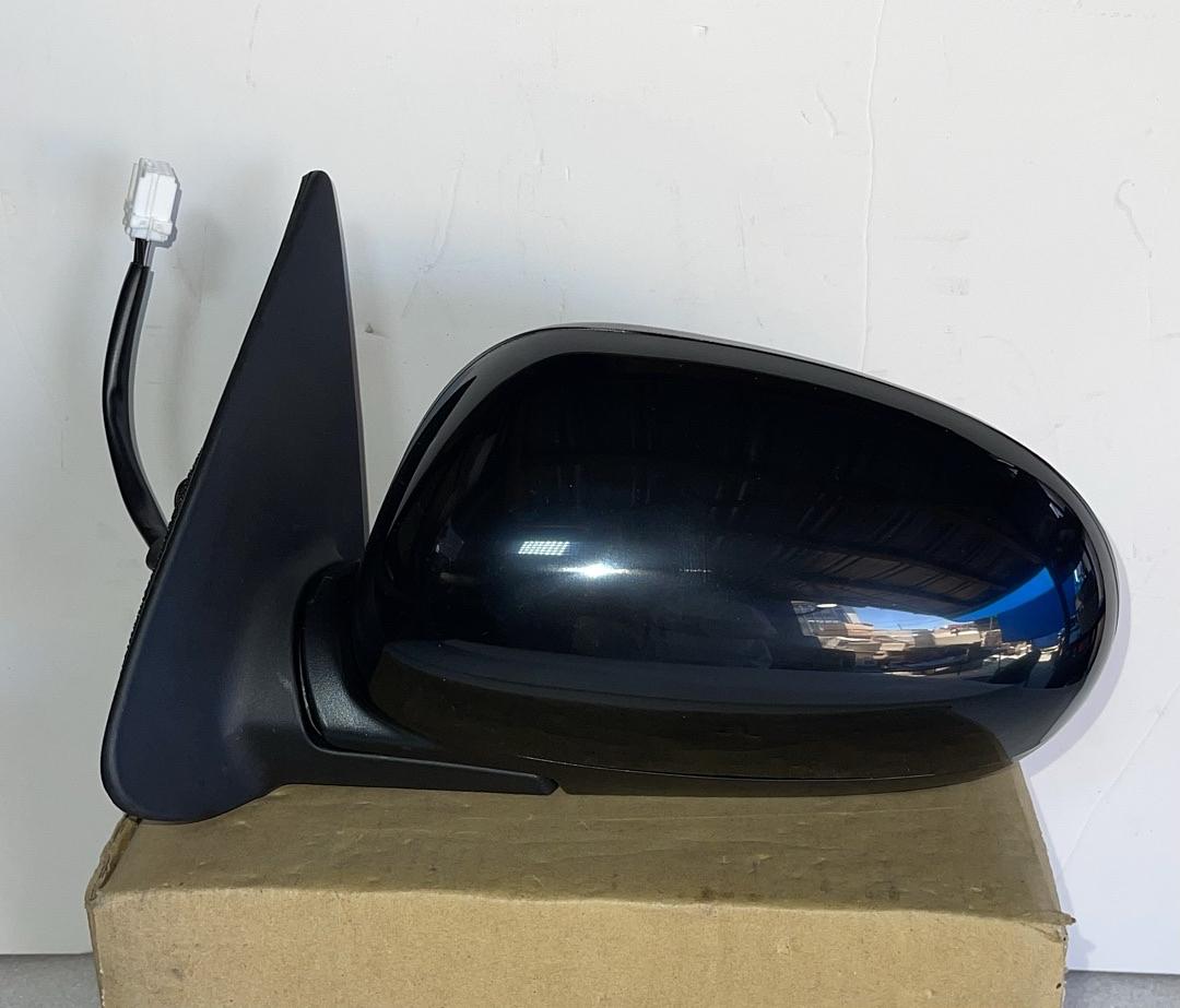 . Powere / Heat Driver Side Mirror for 00-03 Nissan Maxima / 00-01 Infiniti I30 / 02-04 Infiniti I35