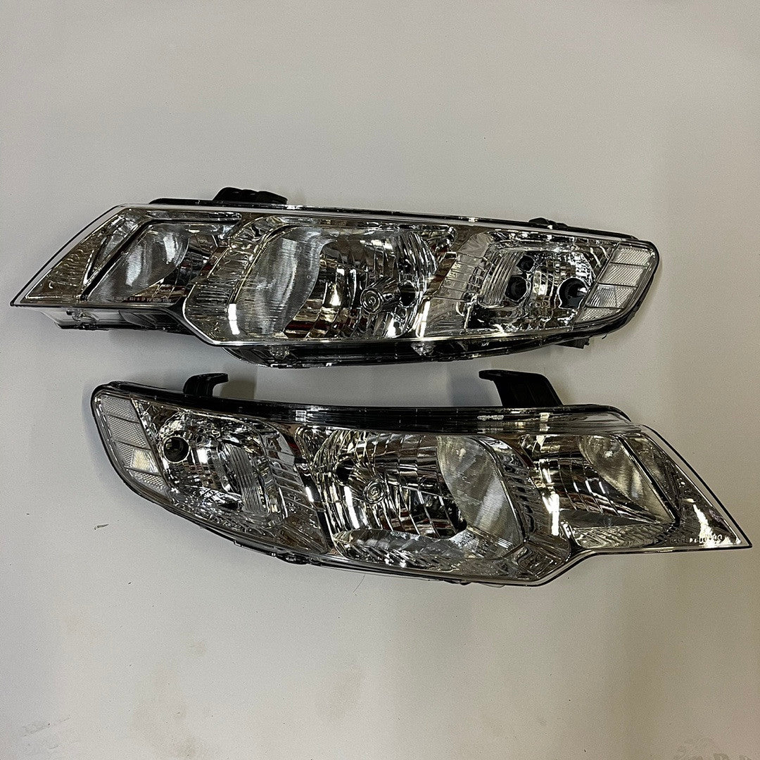 10-13 Kia Forte Chrome Housing Clear Corner Headlights Replacement