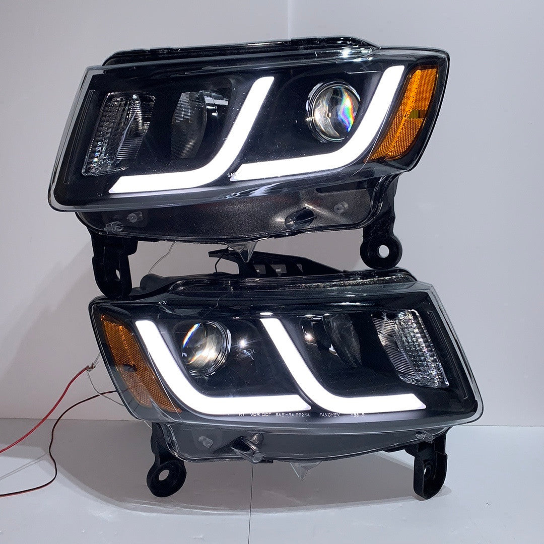 Hl-hpl-jgc14-bk-am. Jeep Grand Cherokee Black Housing LED Projector Headlights for 2014 to 2016.