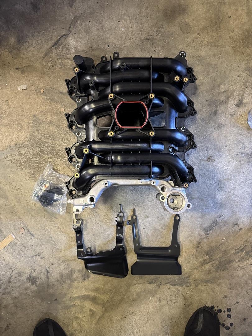 Upper Intake Manifold 615-178 For 96-98 Ford Mustang