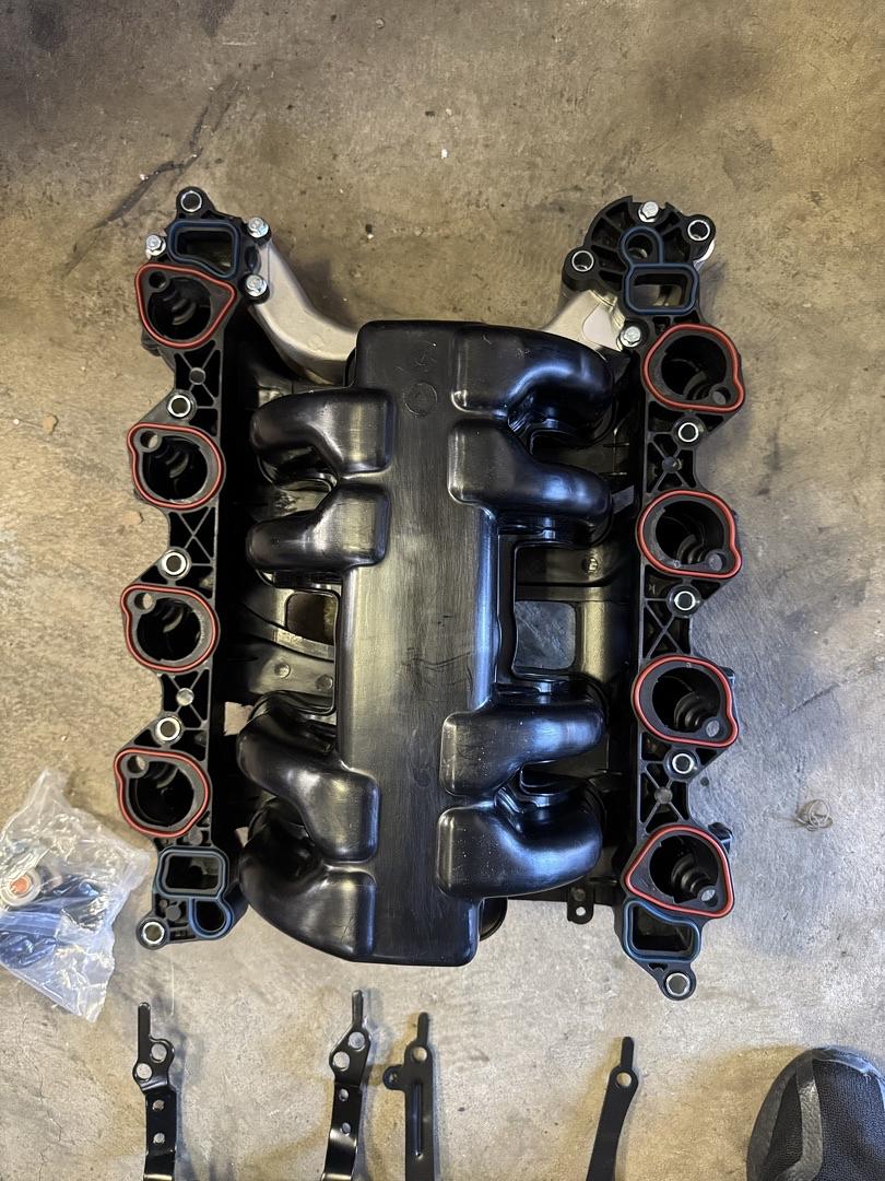 Upper Intake Manifold 615-178 For 96-98 Ford Mustang