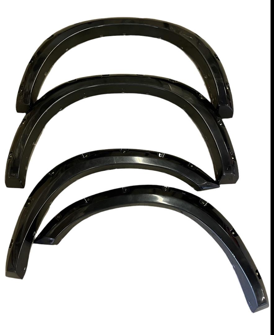 09-17 Dodge Ram 1500 Black Fender Flares pocket- Rivets