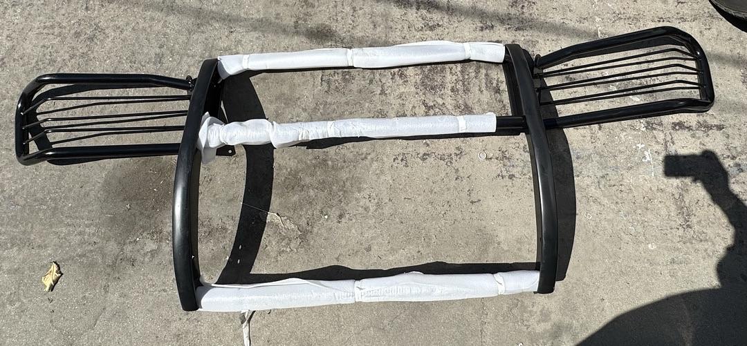 04-15 nissan titan 05-15 nissan armada grille guard black
