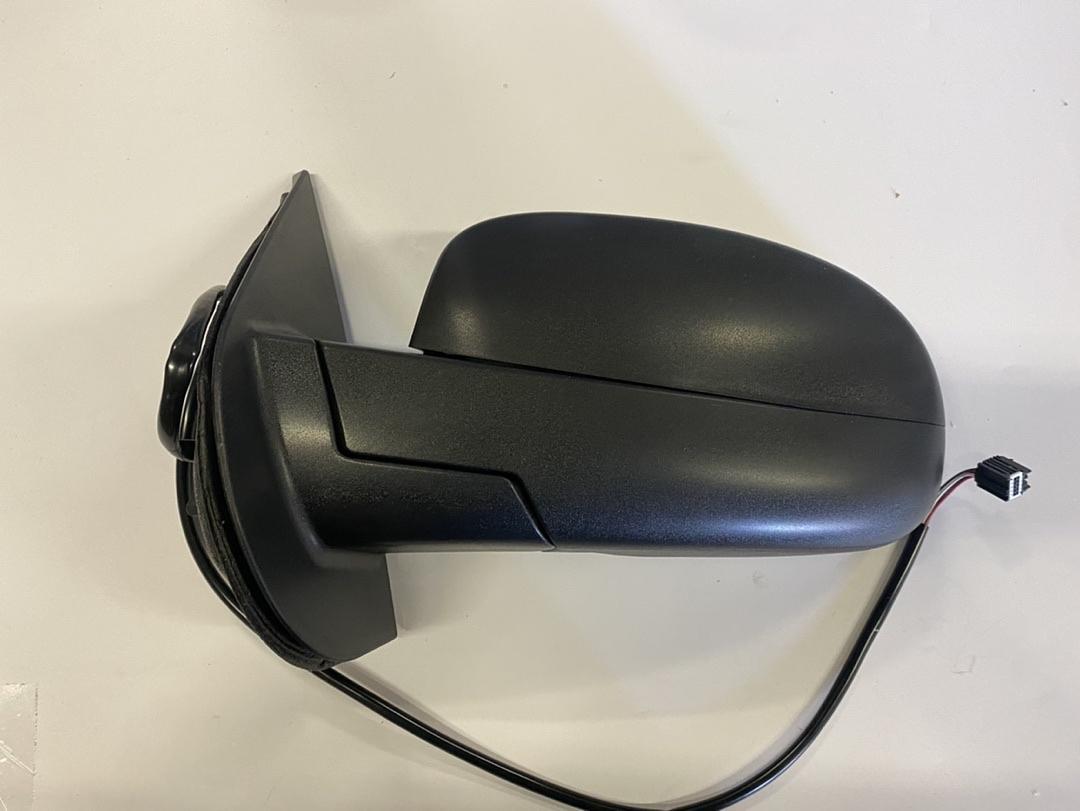 Left Side OEM-MR-GM1320325 07-14 Chevy Silverado