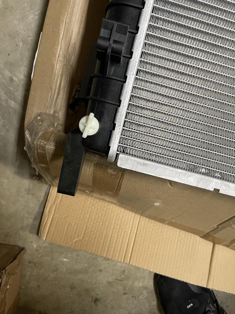 (As IS) OEM-RA-2813 2813 Factory Style Aluminum Cooling Radiator Replacement Fit 2004-2009 DODGE RAM Fits 5.7L V8, Black/Metallic