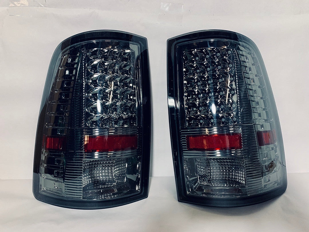 09 to 17 Dodge Ram LED Smoked lens chrome housing tail lights luces traceras micas calaveras faros