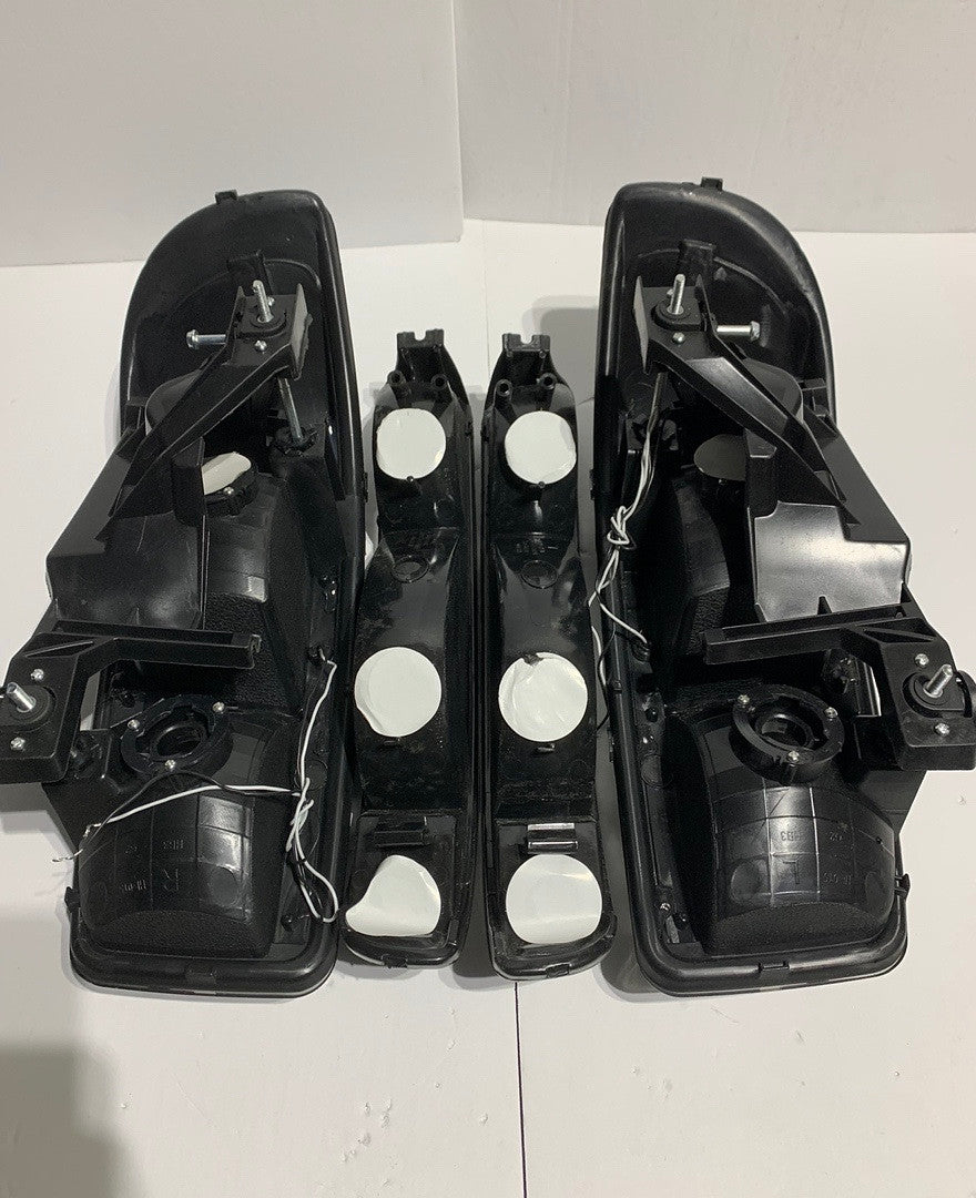 Hl-lb-sierra99-bk-sm-cl1 GMC Sierra / Yukon Smoked LED Headlights For 1999 To 2006