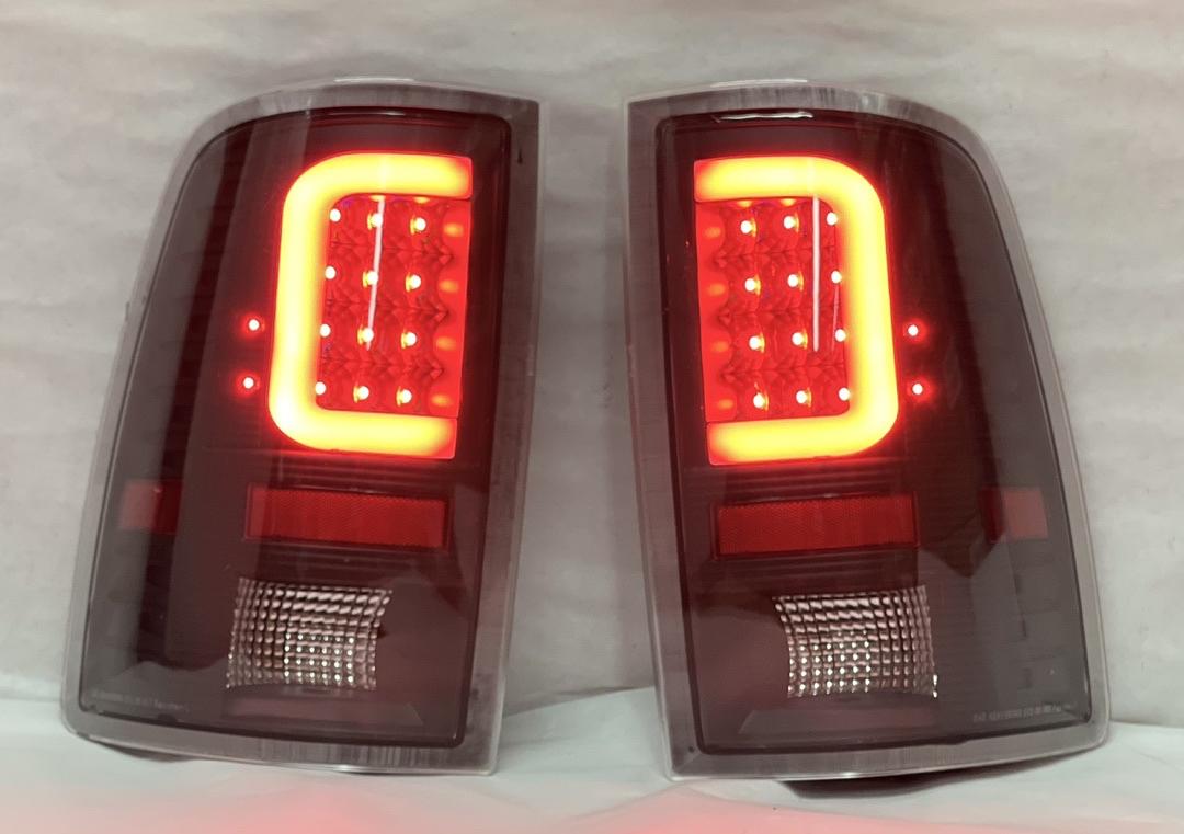 09-17 dodge ram 1500 10-17 ram 2500 3500 black 3d led taillights