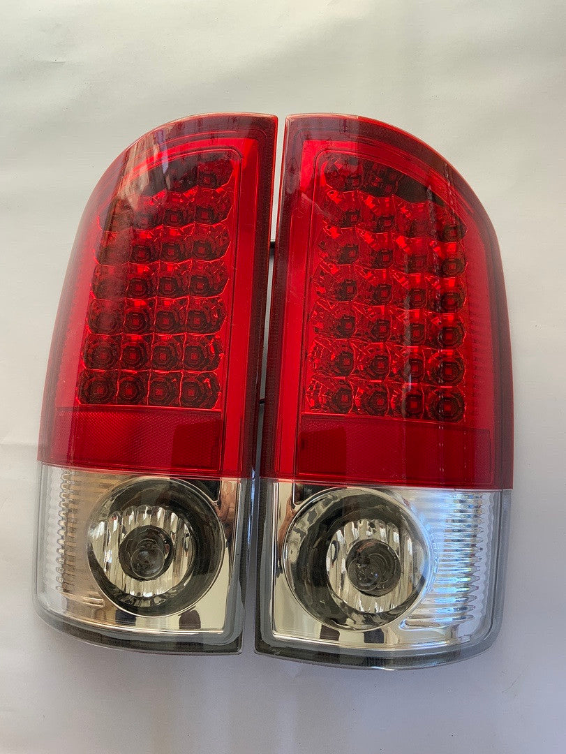 2002 to 2006 Dodge Ram LED Red Tail Light Luces Traceras Micas Calaveras Faros Foicos Luz Light