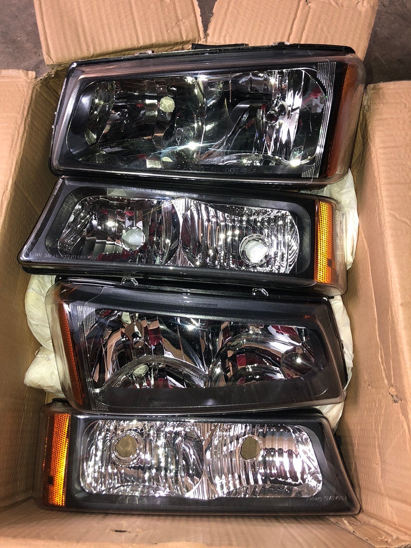 2003 to 2006 Chevrolet Silverado Avalanche Headlights Luces Micas Calaveras Faros Focos Luz Light