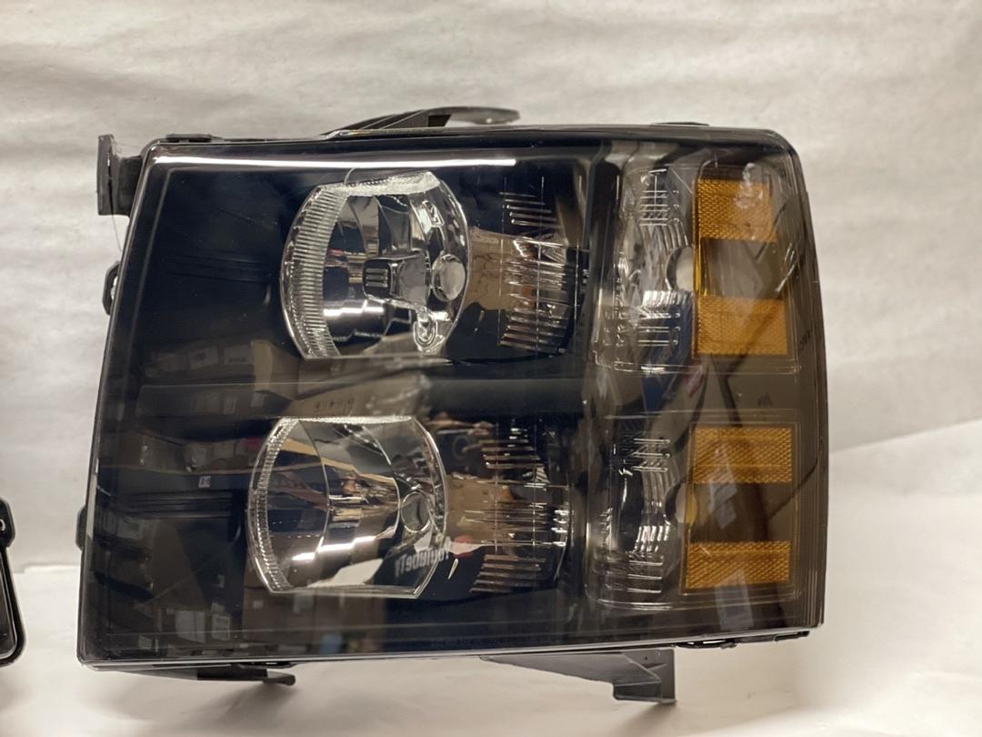 2007 to 2013 Chevrolet Silverado Smoked Headlights Luces Micas Calaveras faros Focos Luz Ahumadas