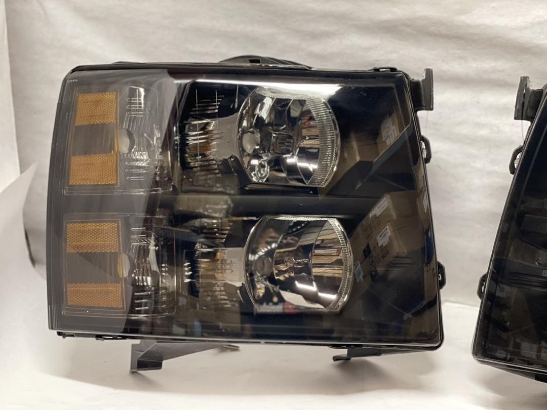 2007 to 2013 Chevrolet Silverado Smoked Headlights Luces Micas Calaveras faros Focos Luz Ahumadas
