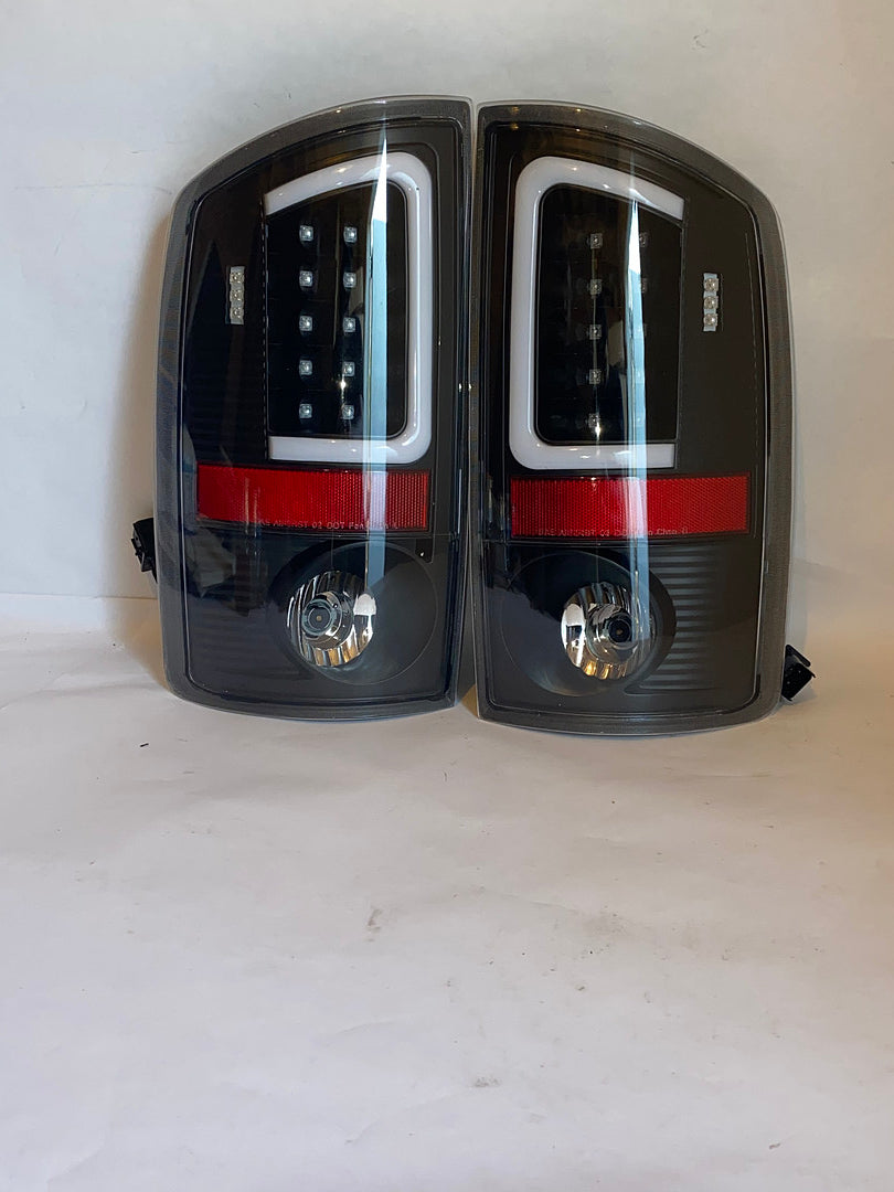 02-06 Dodge Ram 3D Led tail lights