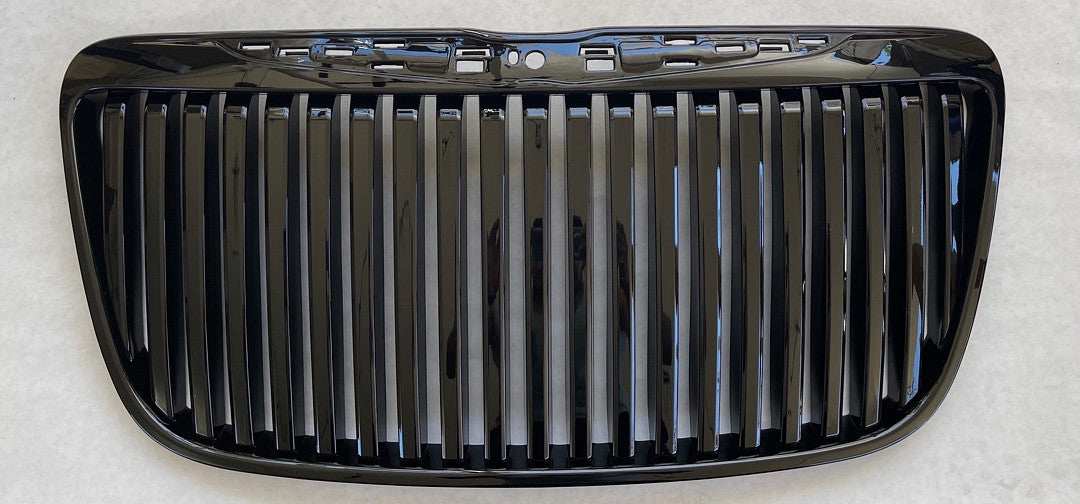 11-12 Chysler 300C Black Grille Verticle Style