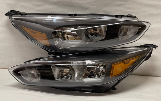 15-18 Ford Focus Fits Halogen Headlight Models -