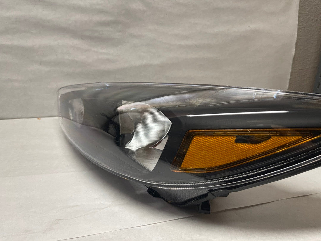 15-18 Ford Focus Fits Halogen Headlight Models -