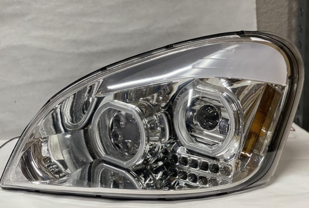 AS IS HL-HAY-002-CH Chrome Amber Signal Dual Halo Full LED DRL Projector Headlights Replacement For 08-17 Cascadia