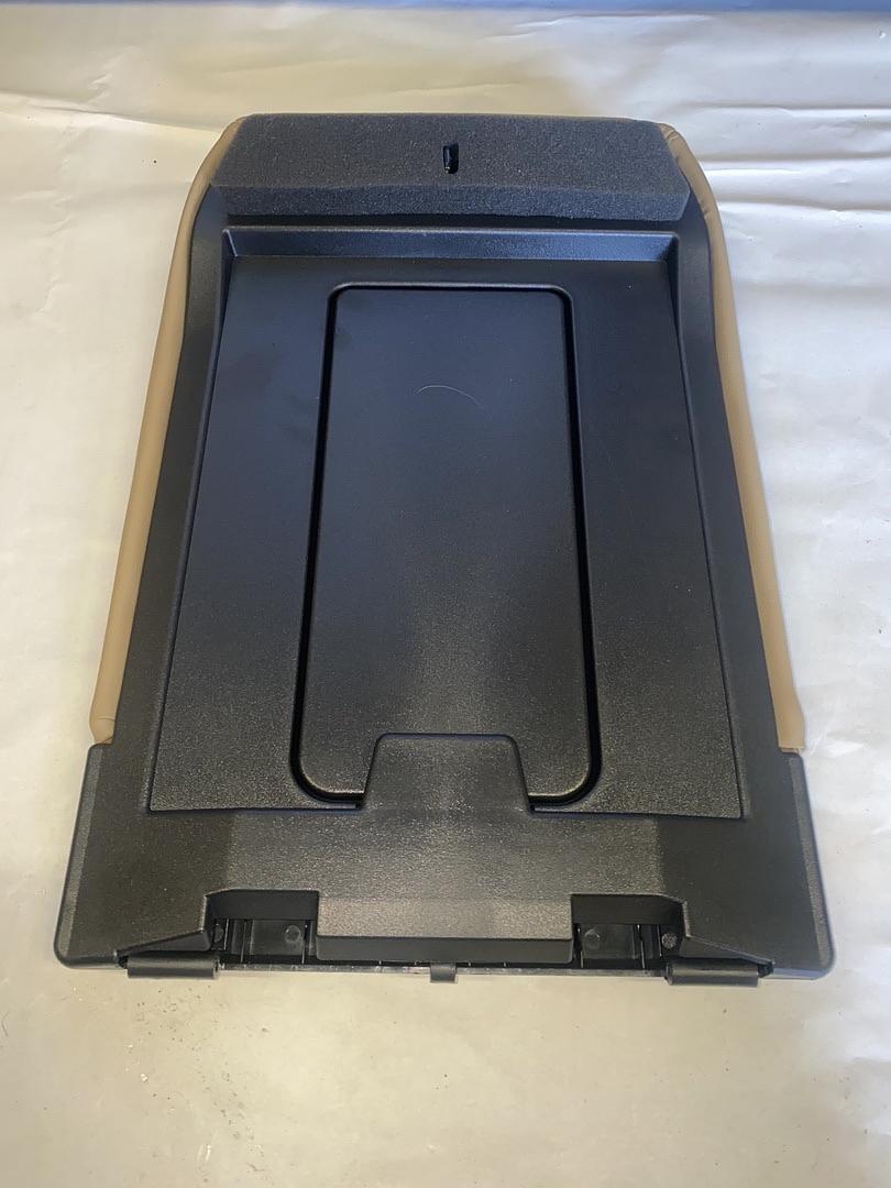Center Console Lid Kit Arm Rest Latch [for 01-07 Silverado/Sierra],Beige