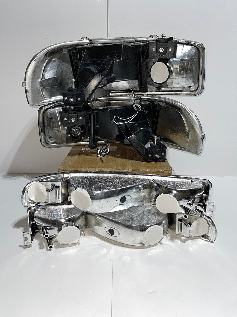 99 - 06 GMC Sierra Yukon LED Headlights (RIGHT HL R)