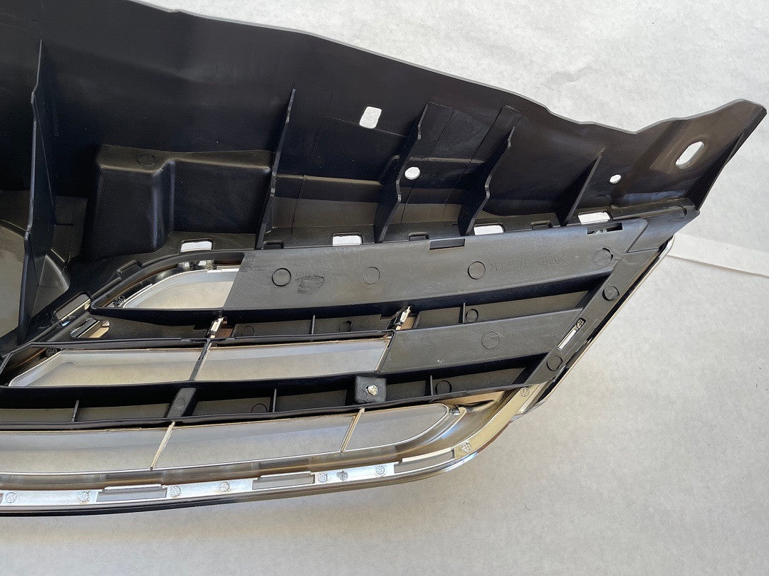 CR- 1112-CM-OEM TOYOTA COROLLA GRILLE