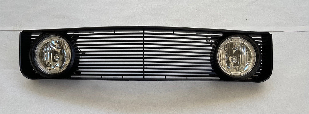 MUSTANG GRILLE W/FOG LIGHS 05-09
