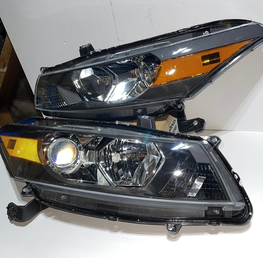 Honda Accord 2-Dr Coupe Black Housing Projector Headlights for 2008 to 2012