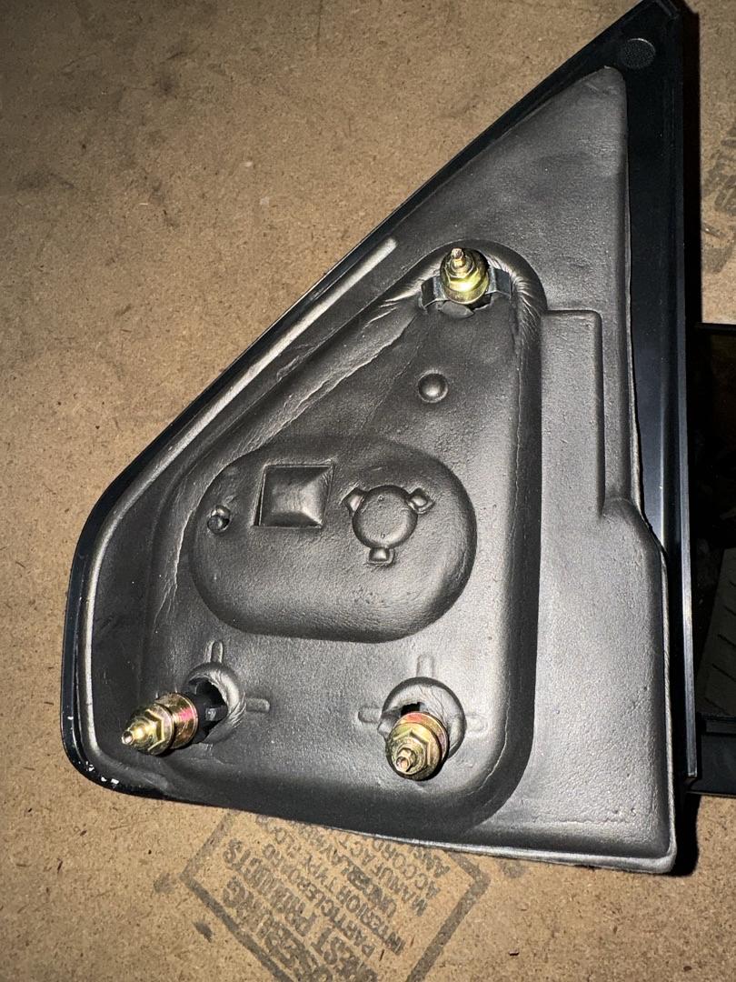 . Manual Right Mirror for Ford F-150 for 2004 to 2014