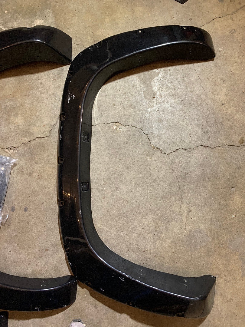 For 2003 to 2006 Chevy Silverado 1500 / 2500 / 3500
