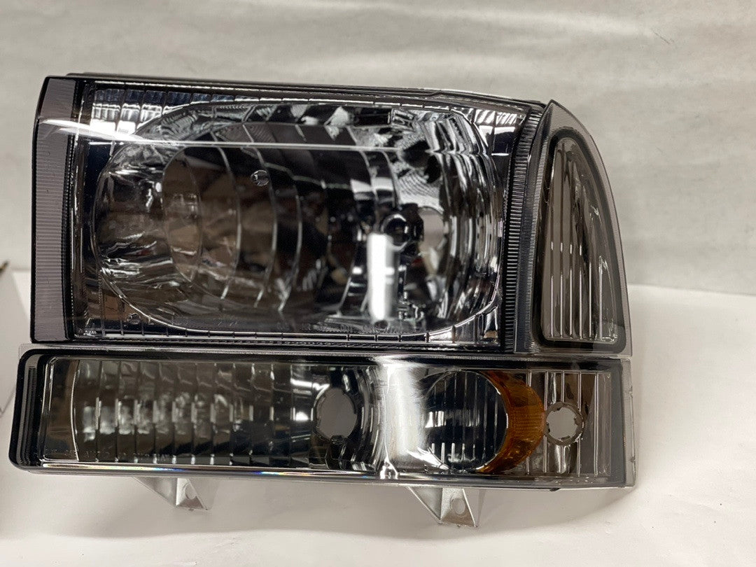 Ford F-250 Super Duty / Excursion Smoked Headlights For 1999 To 2004