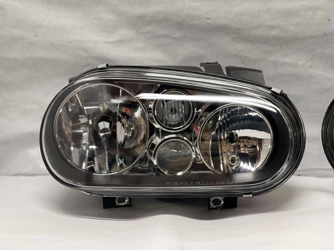 99-06 Volkswagen Golf Black Housing Clear