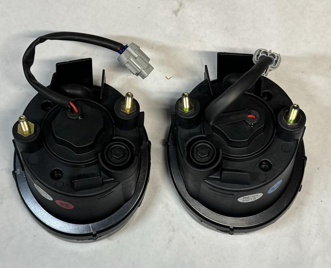 . 2002 to 2003 Nissan Maxima A33 Pair Bumper Driving Fog Light Lamp Smoked Lens