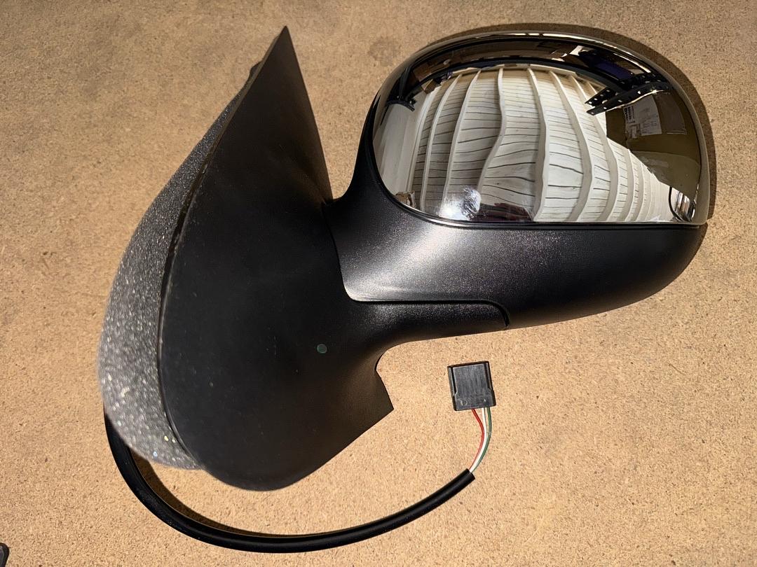 98-02 Ford Expedition Navigator OE Single Driver Left Side Mirror
