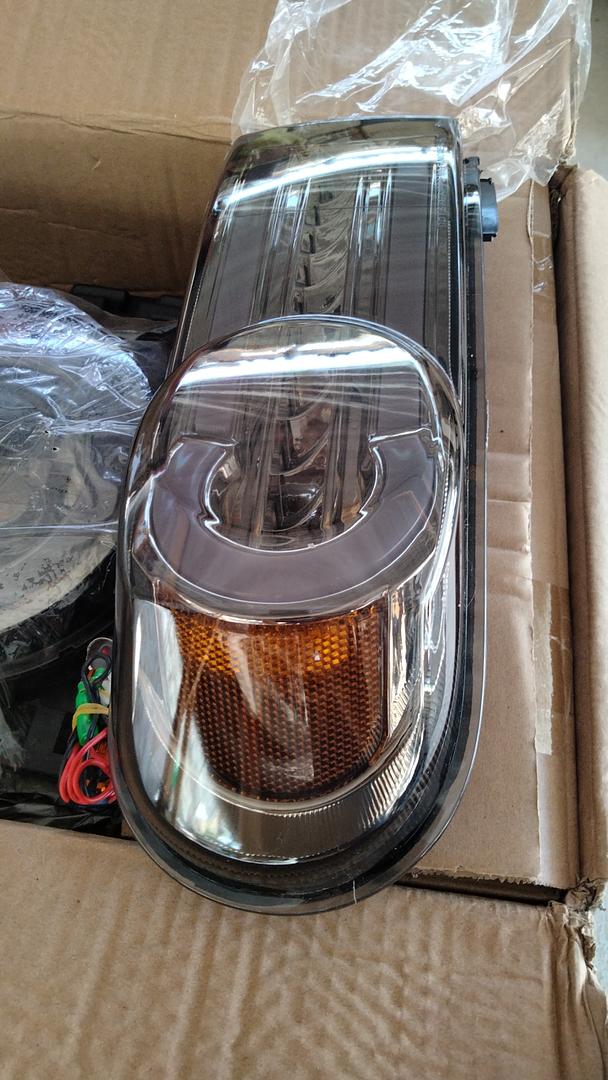 DNA Motoring - Faros delanteros de lente ahumado con LED DRL + luz direccional secuencial