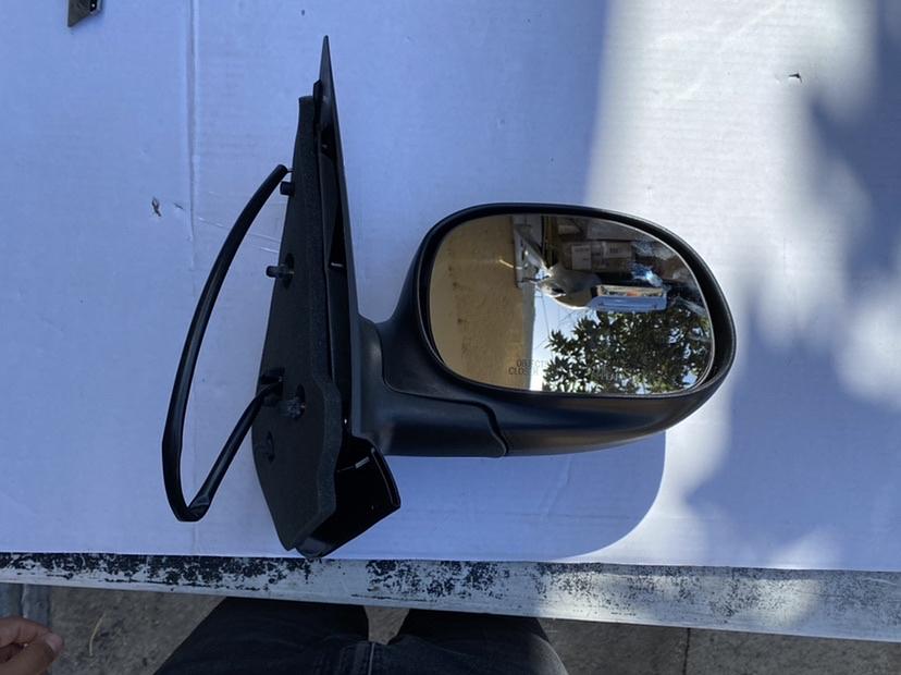 Right side OEM-MR-FO1321161 98-02 Ford Expedition