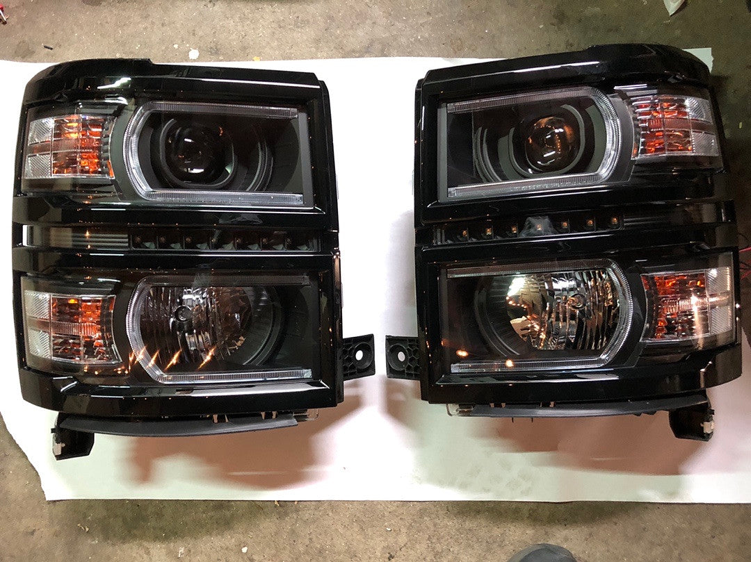14-15 Chevy Silverado 1500 BLACK HOUSING AND CLEAR WITH AMBER LED projector HEADLIGHTS
