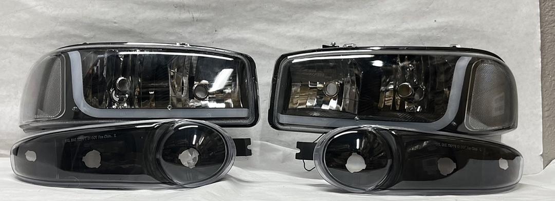 R HL-LB-DAN99-BK-CL1 Black LED DRL Strip Headlight Bumper Lamp Replacement For 02-06 Sierra Yukon Denali
