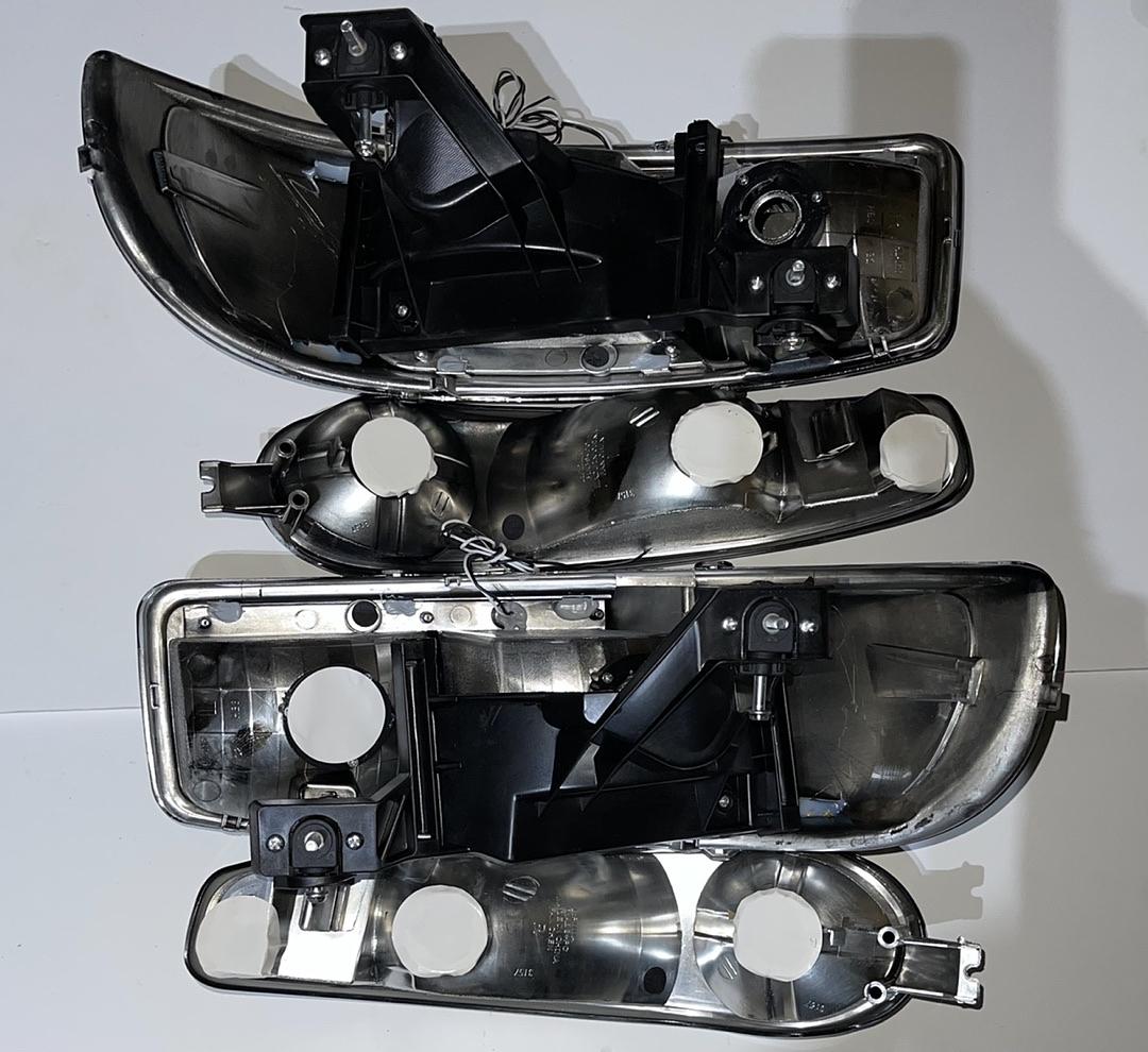 ‚úÖHl-lb2-dan99-sm-am. GMC Sierra Denali / Yukon Denali Smoked LED Headlights for 1999 to 2006
