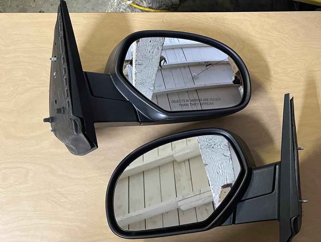 07-14 chevy silverado tahoe suburban Manual Mirrors