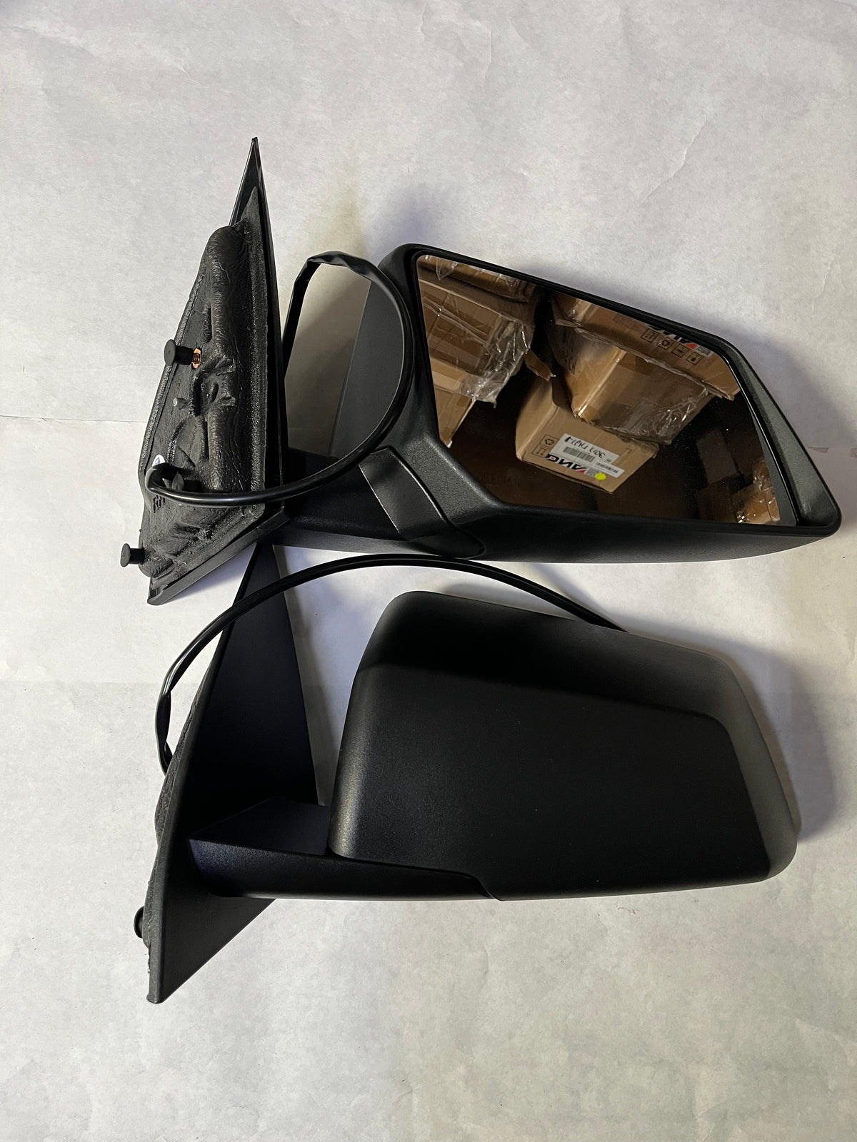 2009 to 2017 Chevrolet Traverse Driver and Passenger Side Mirrors