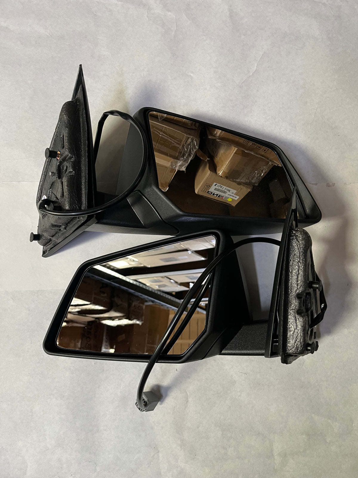 2009 to 2017 Chevrolet Traverse Driver and Passenger Side Mirrors